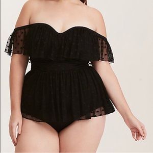 😍Gorgeous Torrid one piece swimsuit 😍